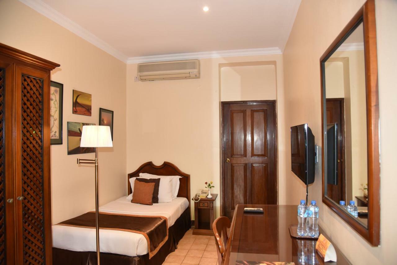 Speke Hotel 1996 Ltd Kampala Luaran gambar