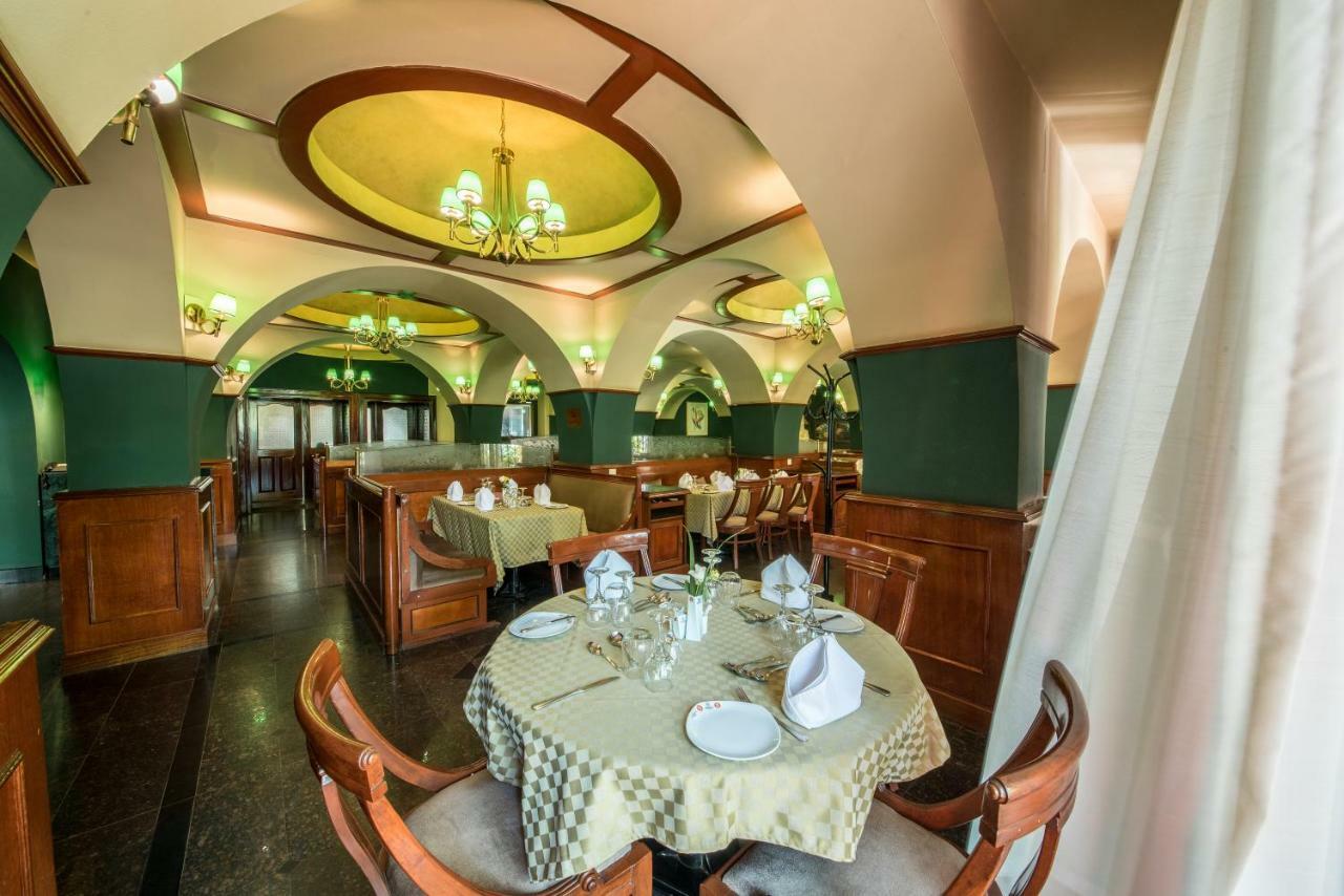 Speke Hotel 1996 Ltd Kampala Luaran gambar